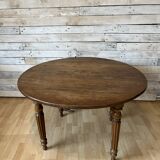 Round table with flaps