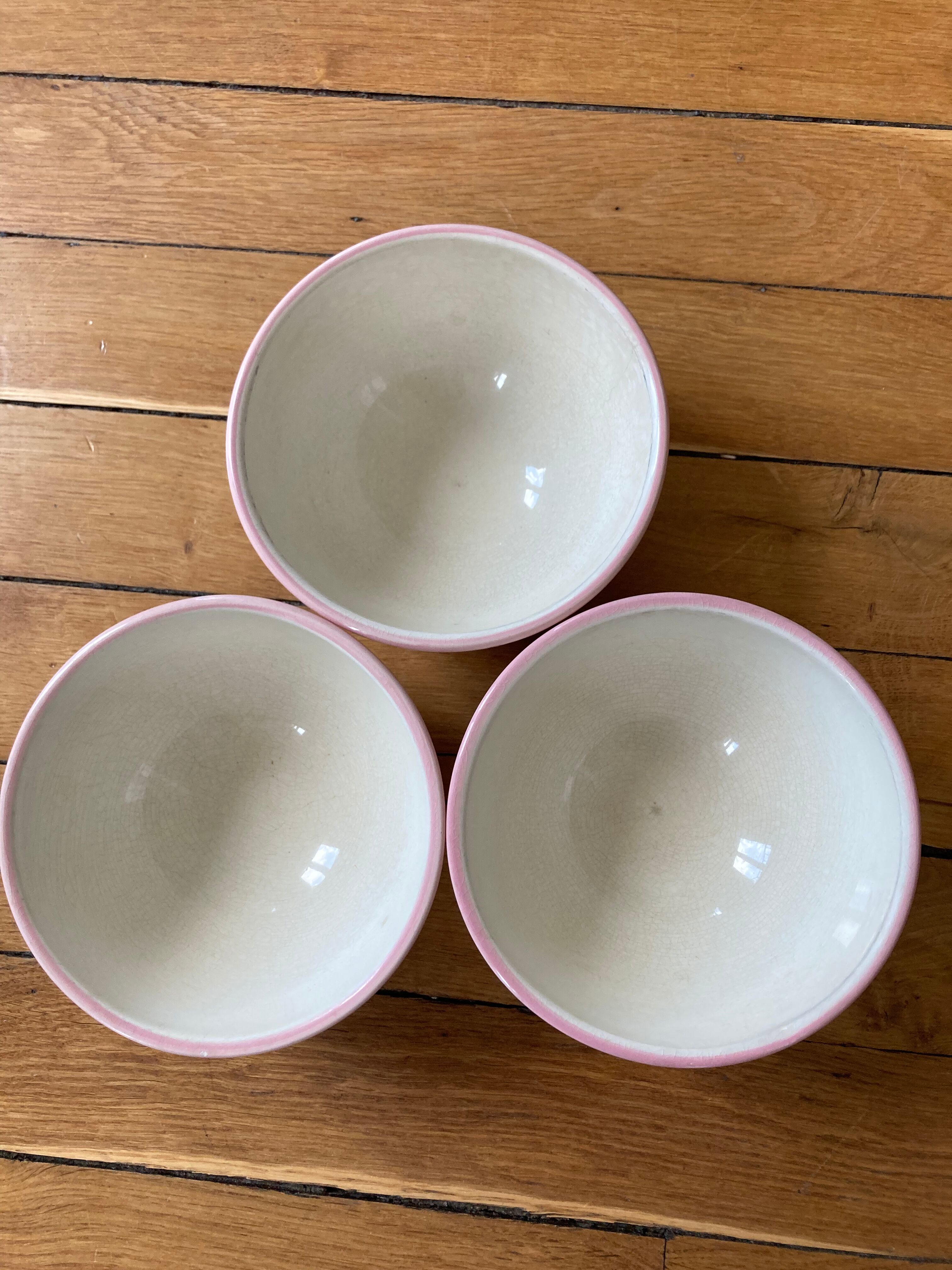 Set of 3 pink vichy bowls