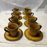 Ensemble de 8 tasses en grès vintage