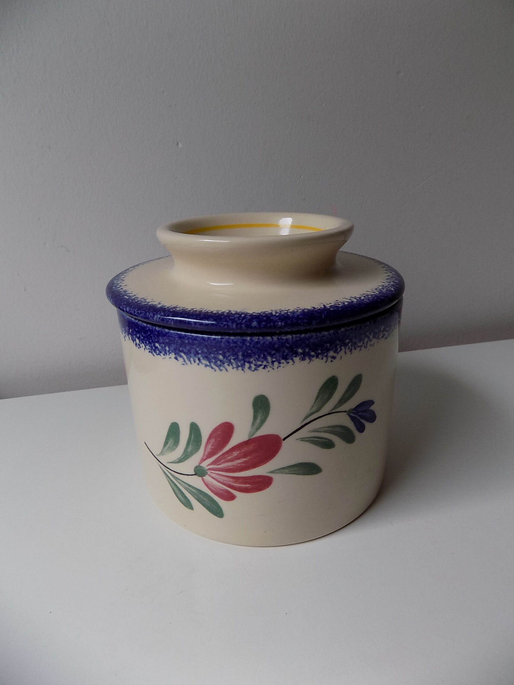Breton butter butter Pornic earthenware