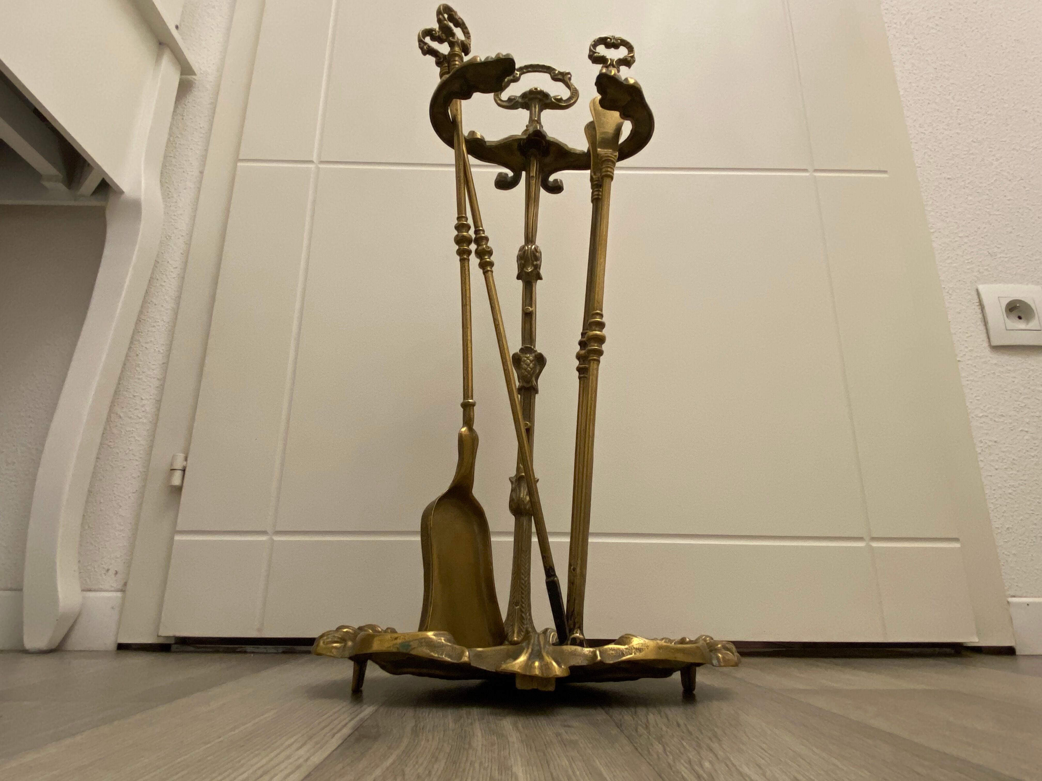 19th-century brass chimney servant Louis Philippe
