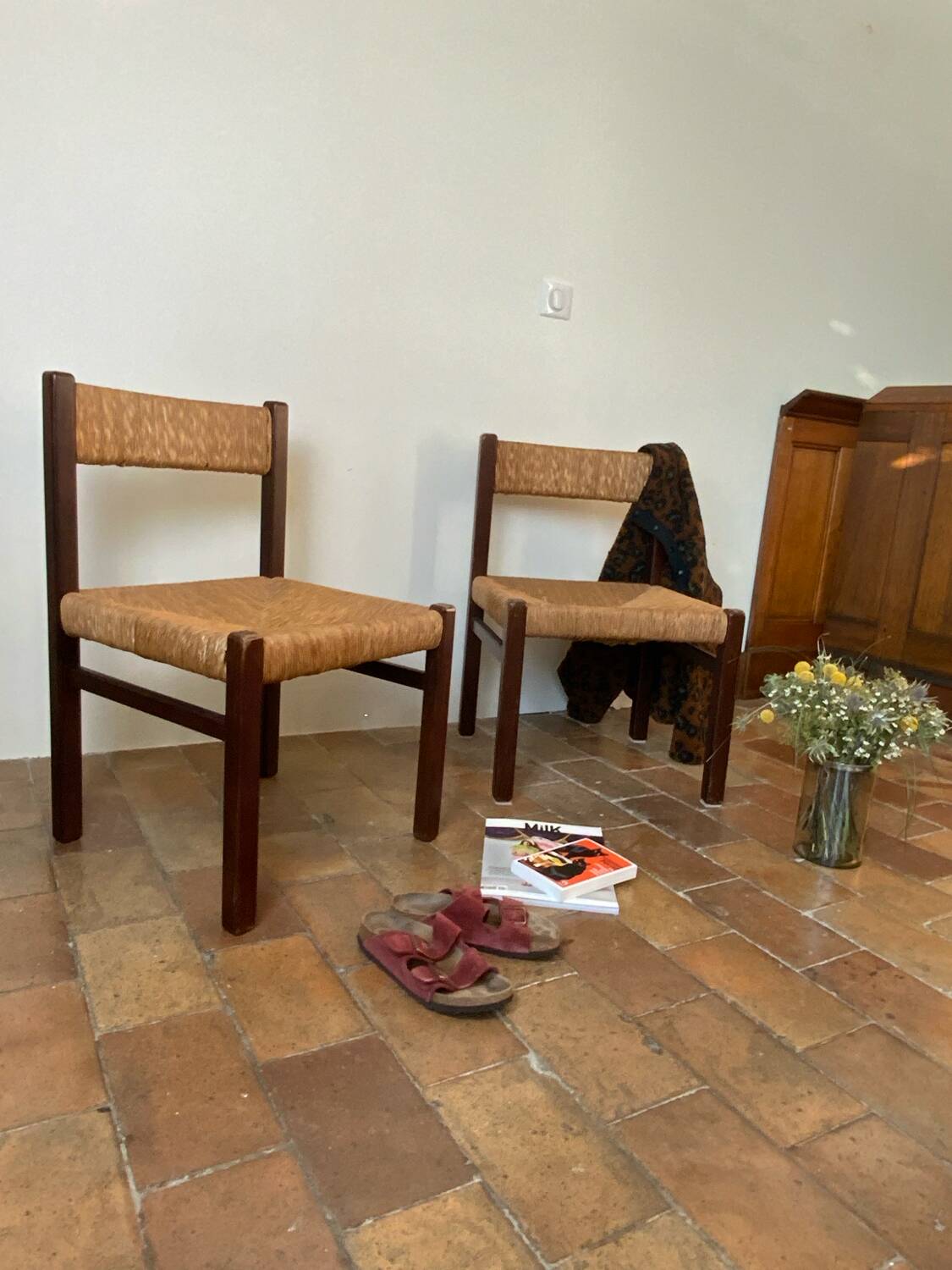 Pair of Mid-Century wicker chairs