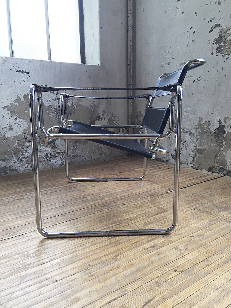 Bauhaus modernist leather chrome armchairs