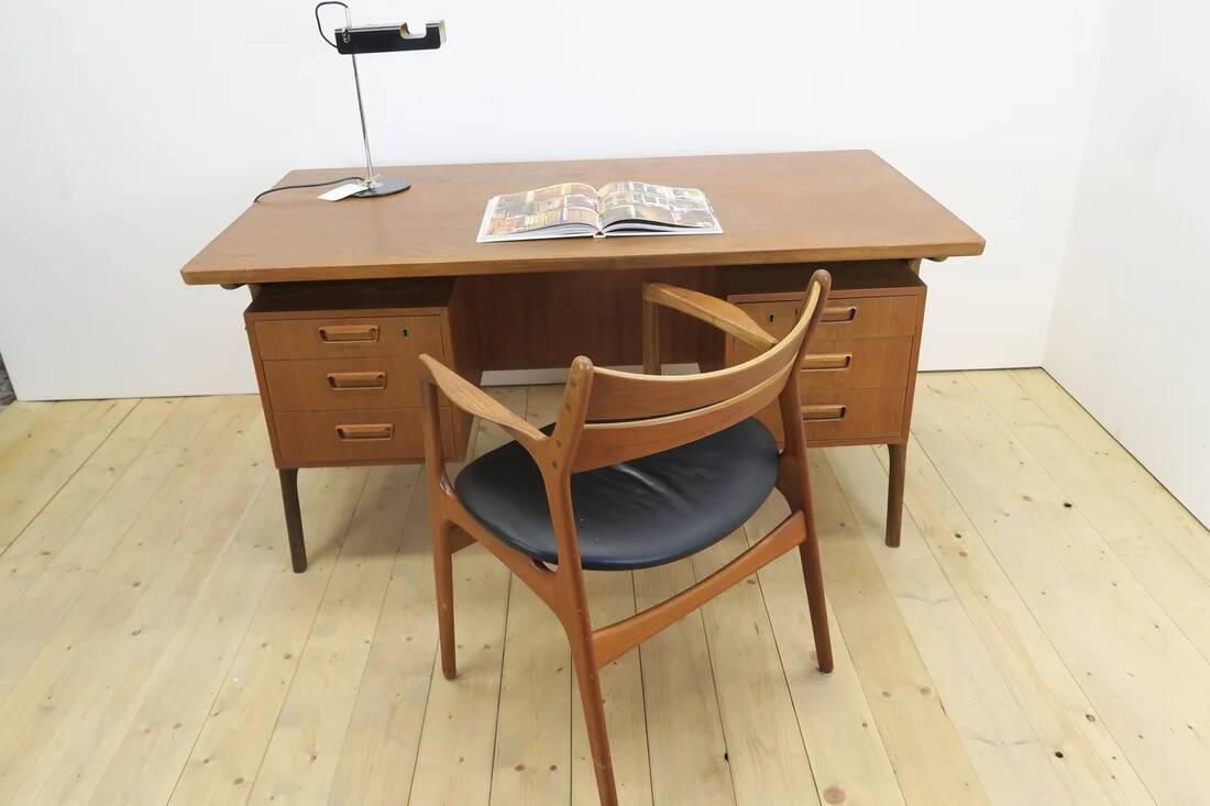 Teak desk with drawers, Denmark 1960