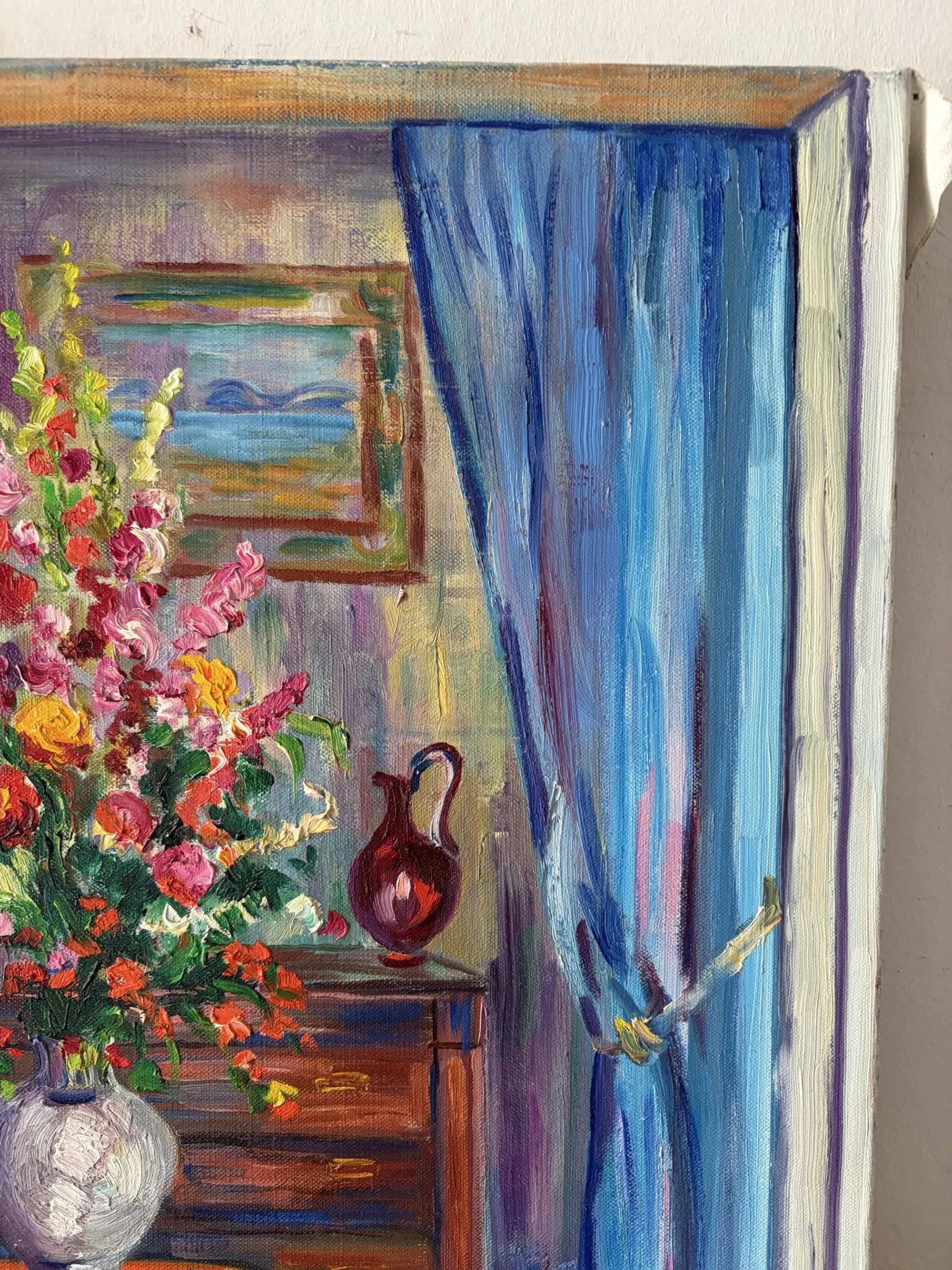 Blue interior with bouquet, oil on canvas signed Gisèle Renaut.