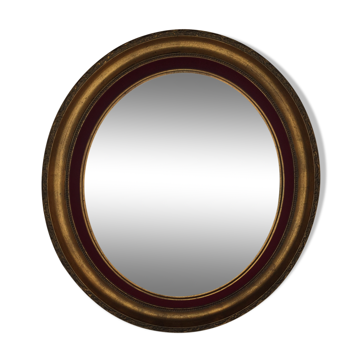 Miroir ovale en bois doré 76 x 67 cm