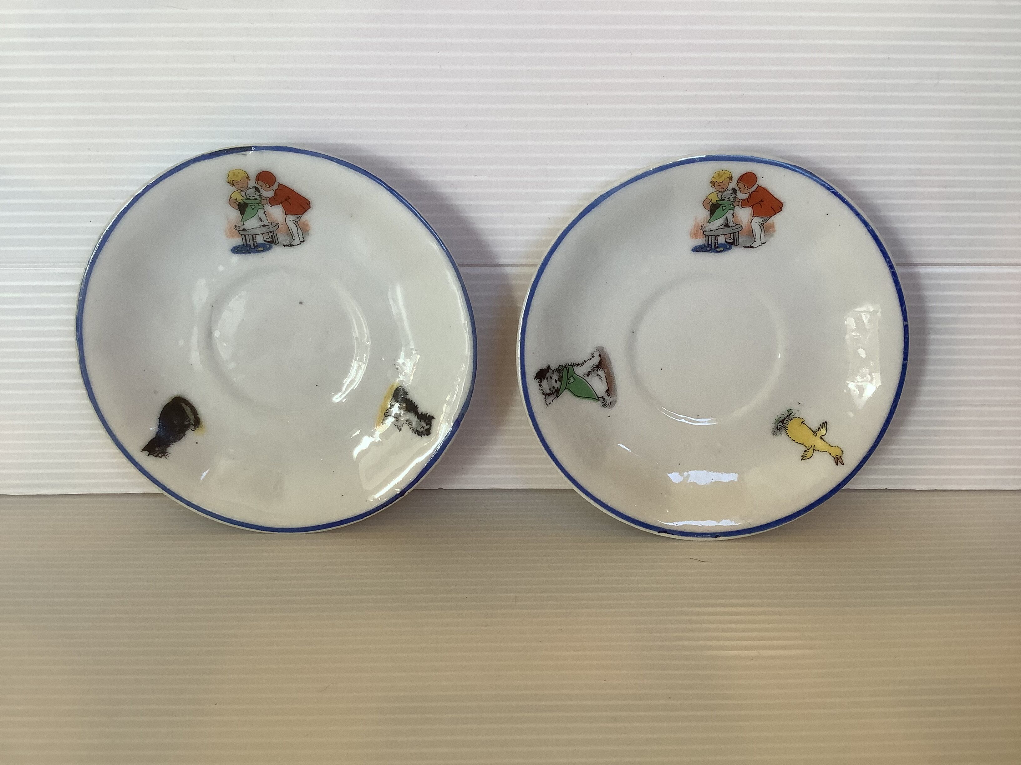 5 old Germaine Bouret style dinette cups