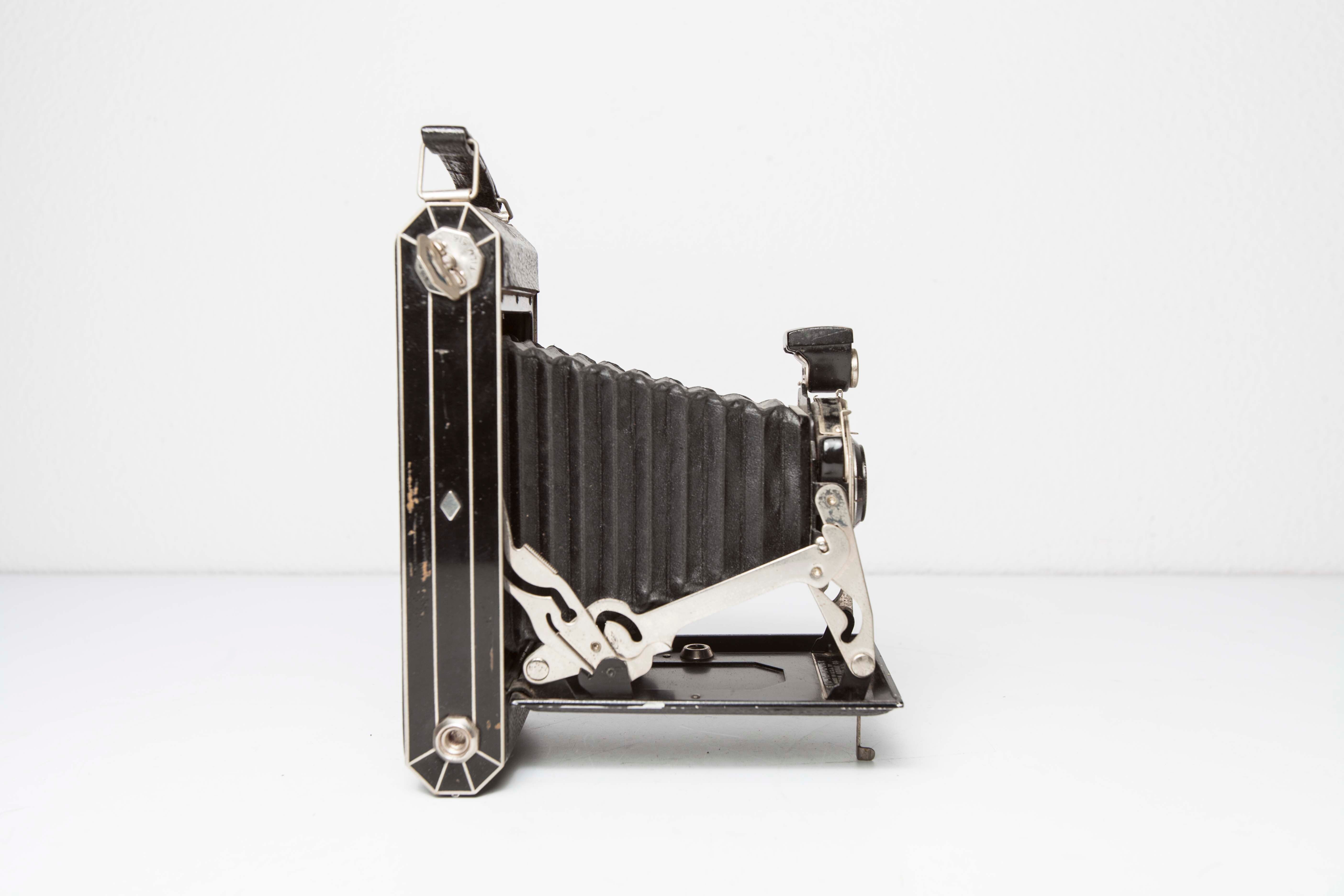 Kodak Six-16 Art Deco 1932