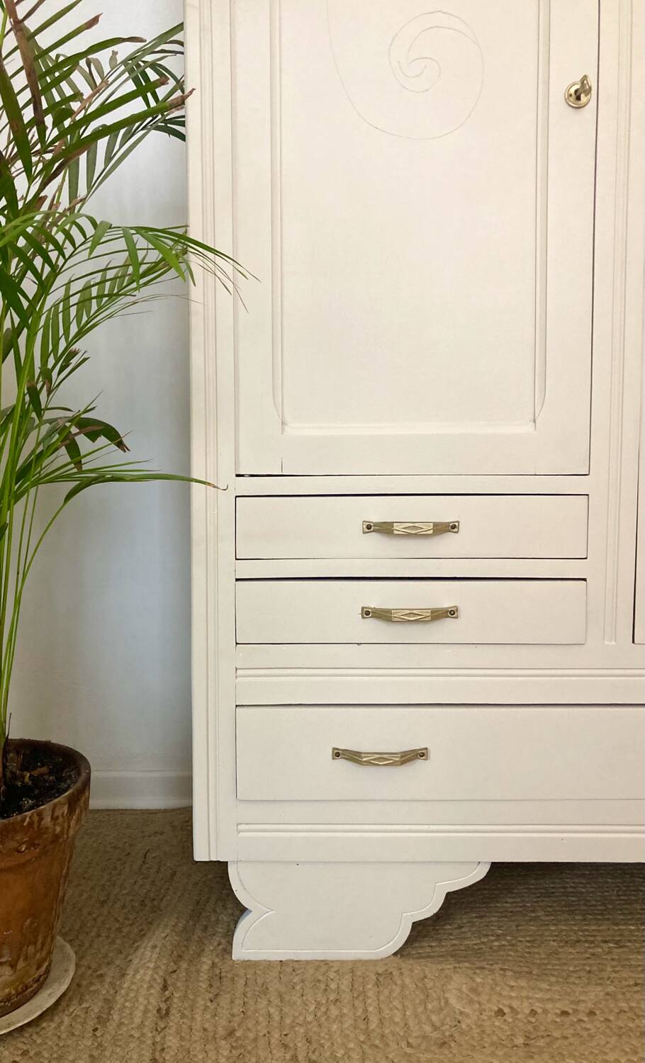 Wardrobe, Parisian wardrobe