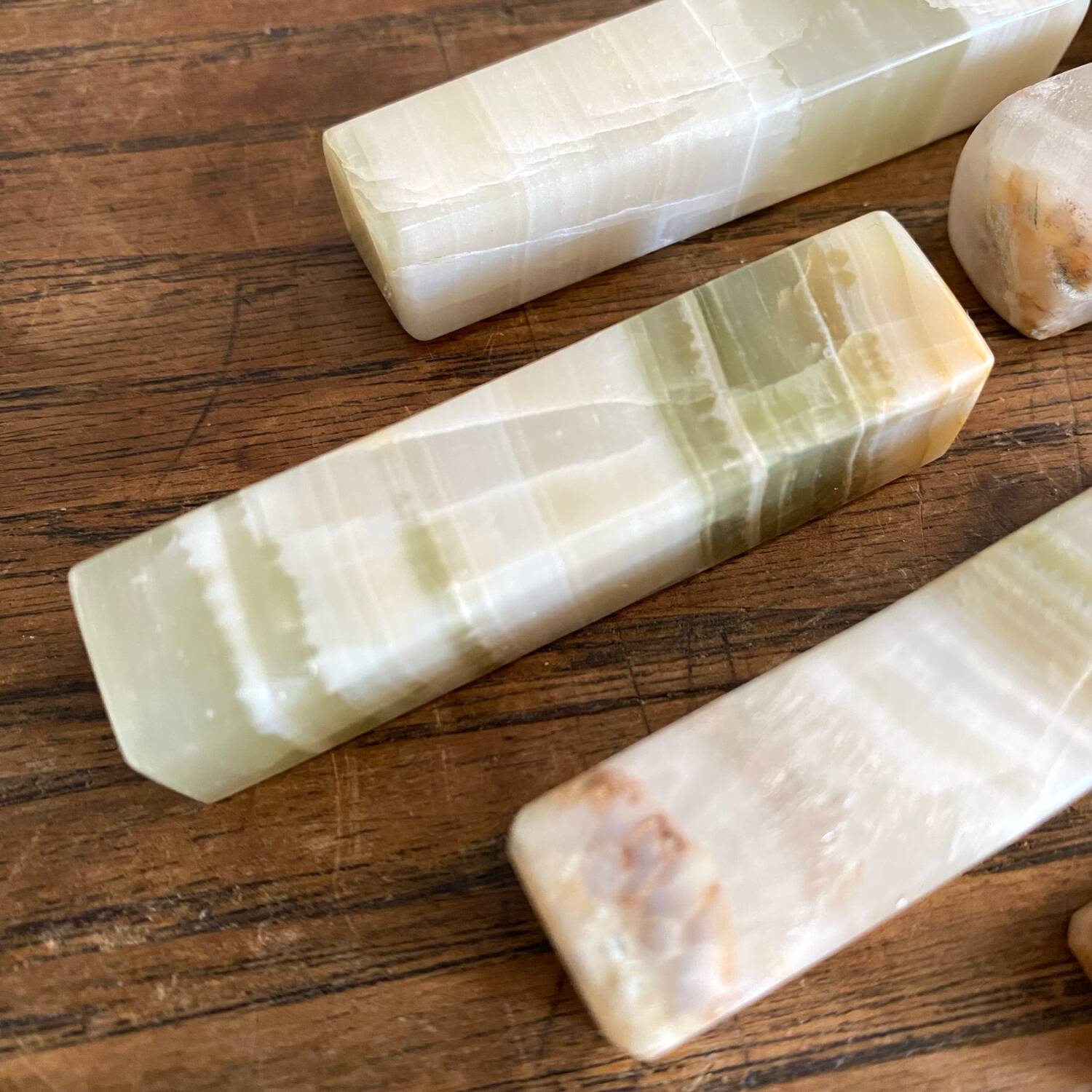 Minimalist knife rests in natural stone