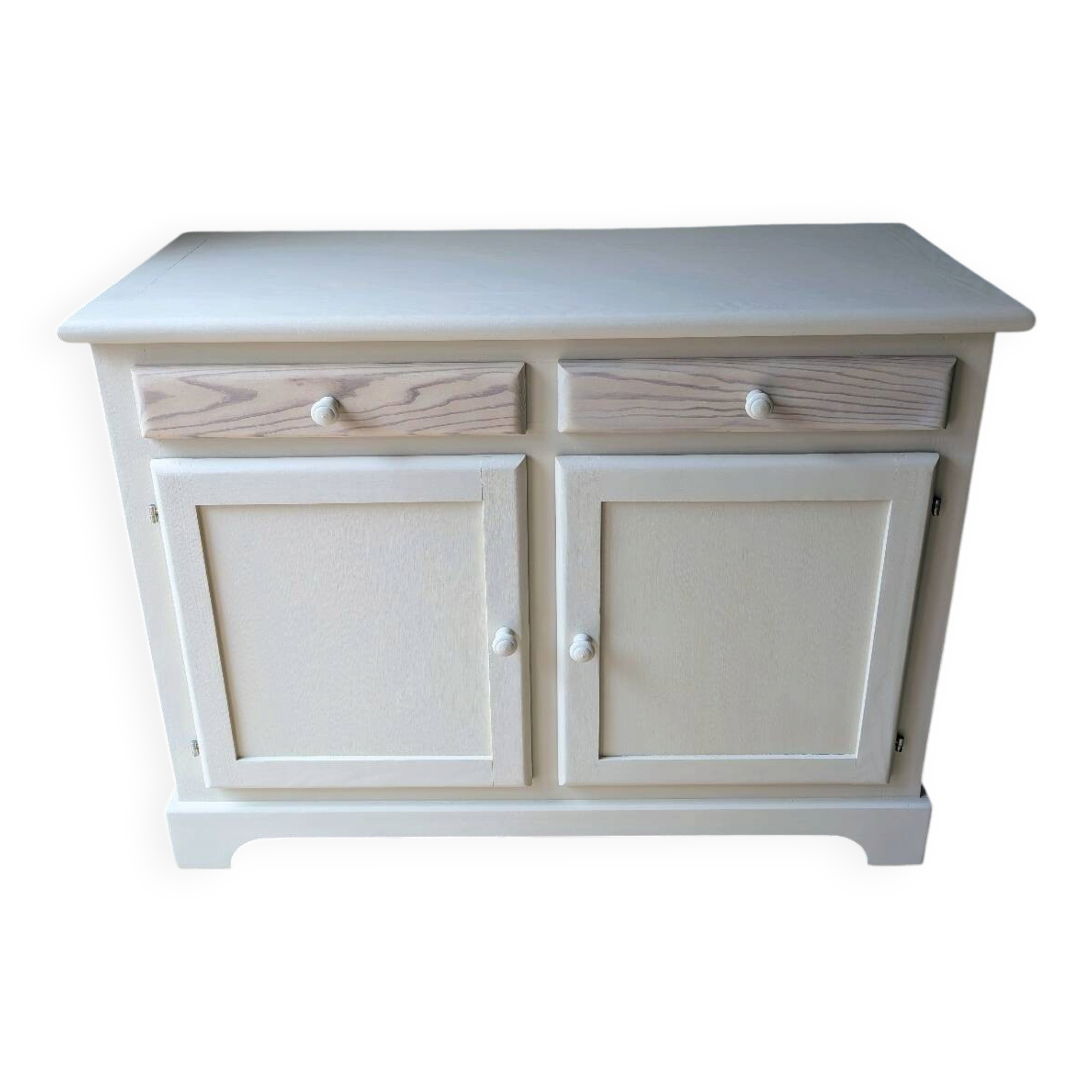 Linen wood sideboard