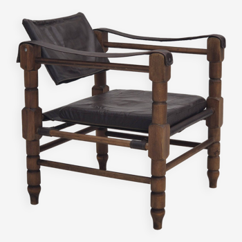 Années 1960, fauteuil lounge scandinave "Safari", état d'origine, cuir, bois de hêtre.