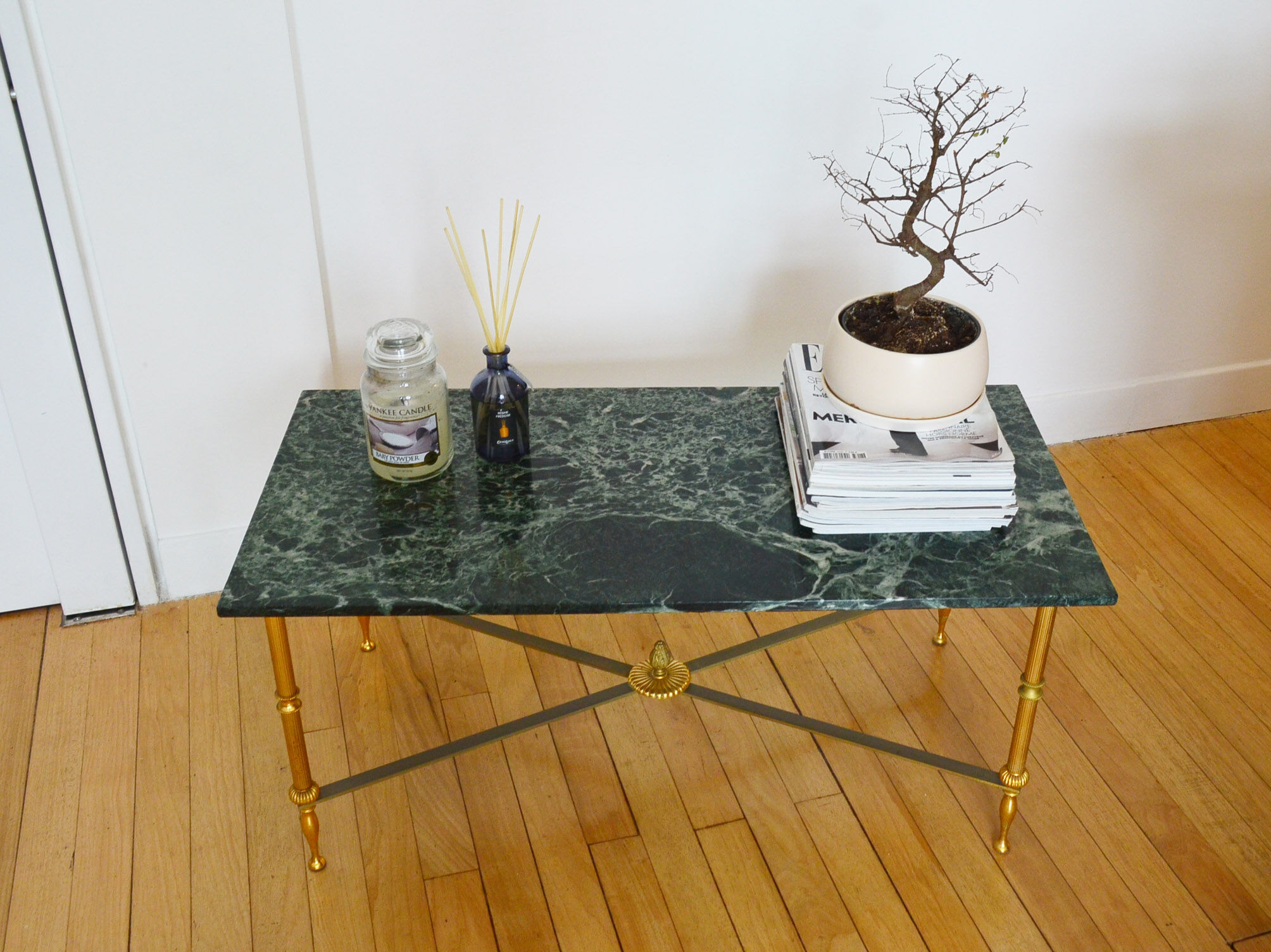 Green marble coffee table 60