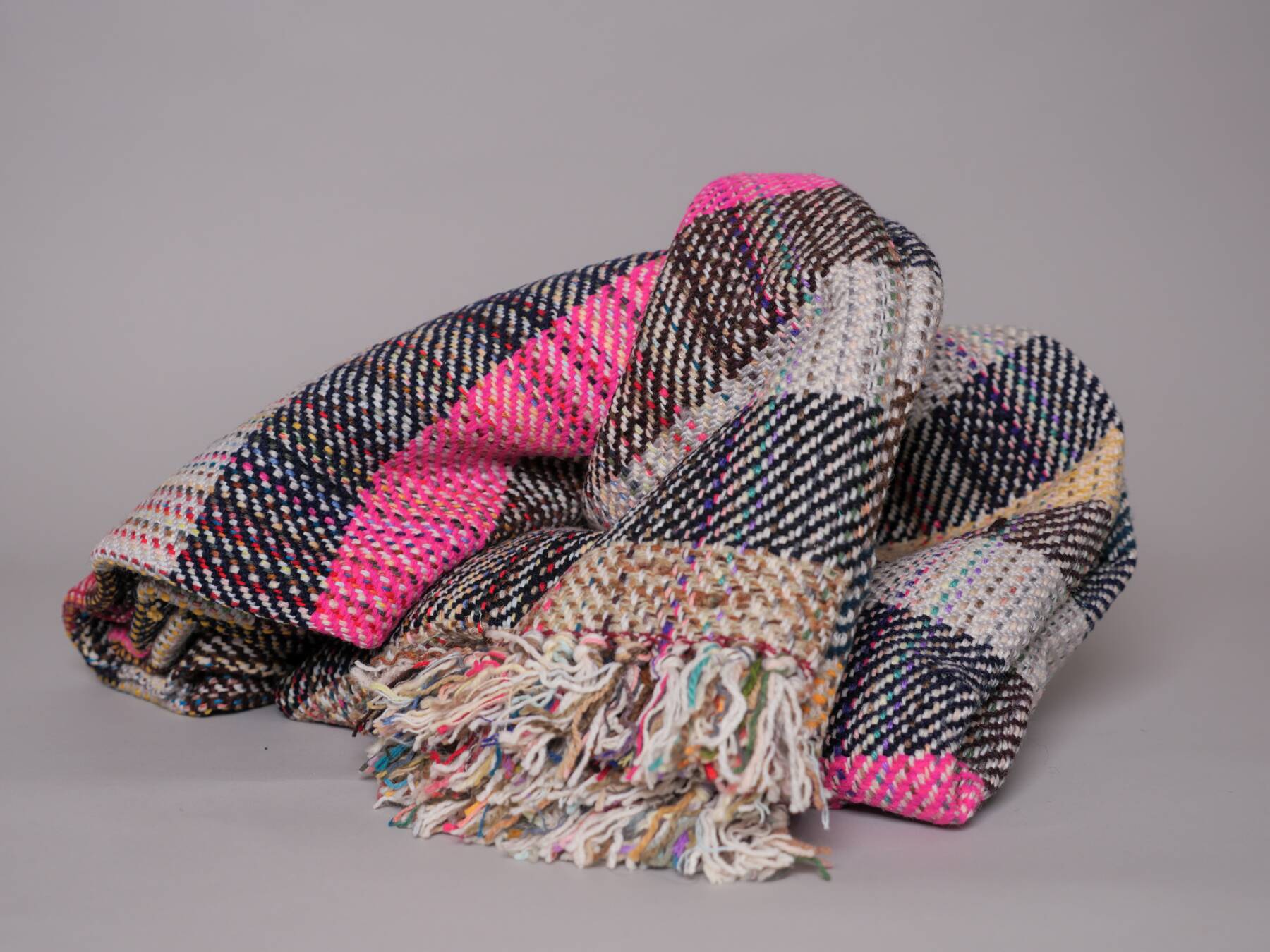 Khadi blanket, hand-woven from recycled wool by Storie