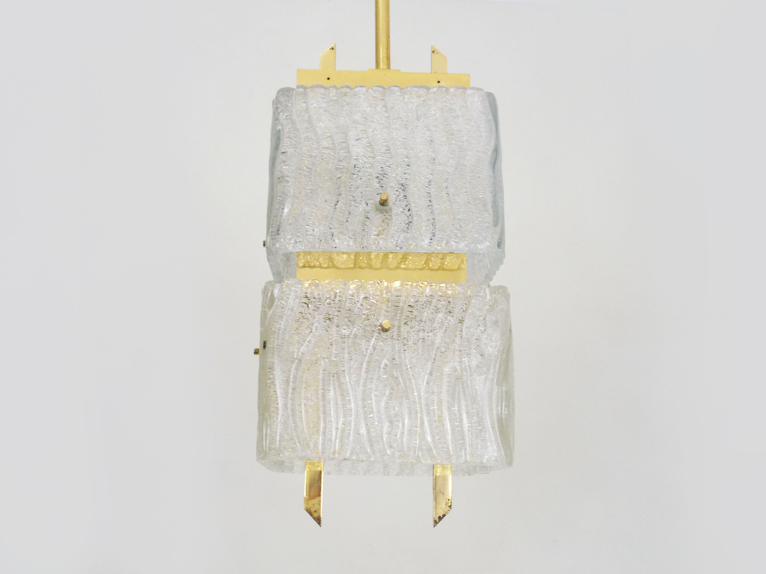 Lustre en laiton et verre moderniste Maison Arlus France des années 1950