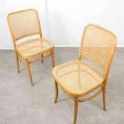 Pair of vintage No. 811 bentwood chairs