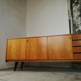 Vintage line in blond wood