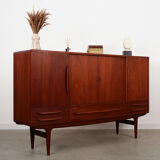 Teak highboard, Danish design, 1960s, designer: Johannes Andersen