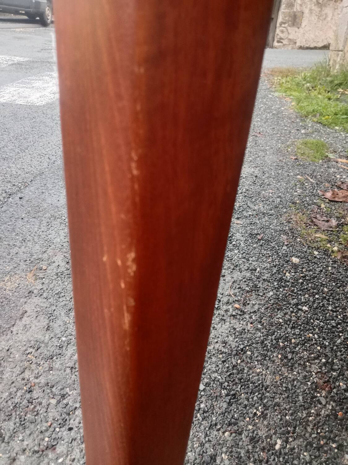 Extendable Scandinavian table