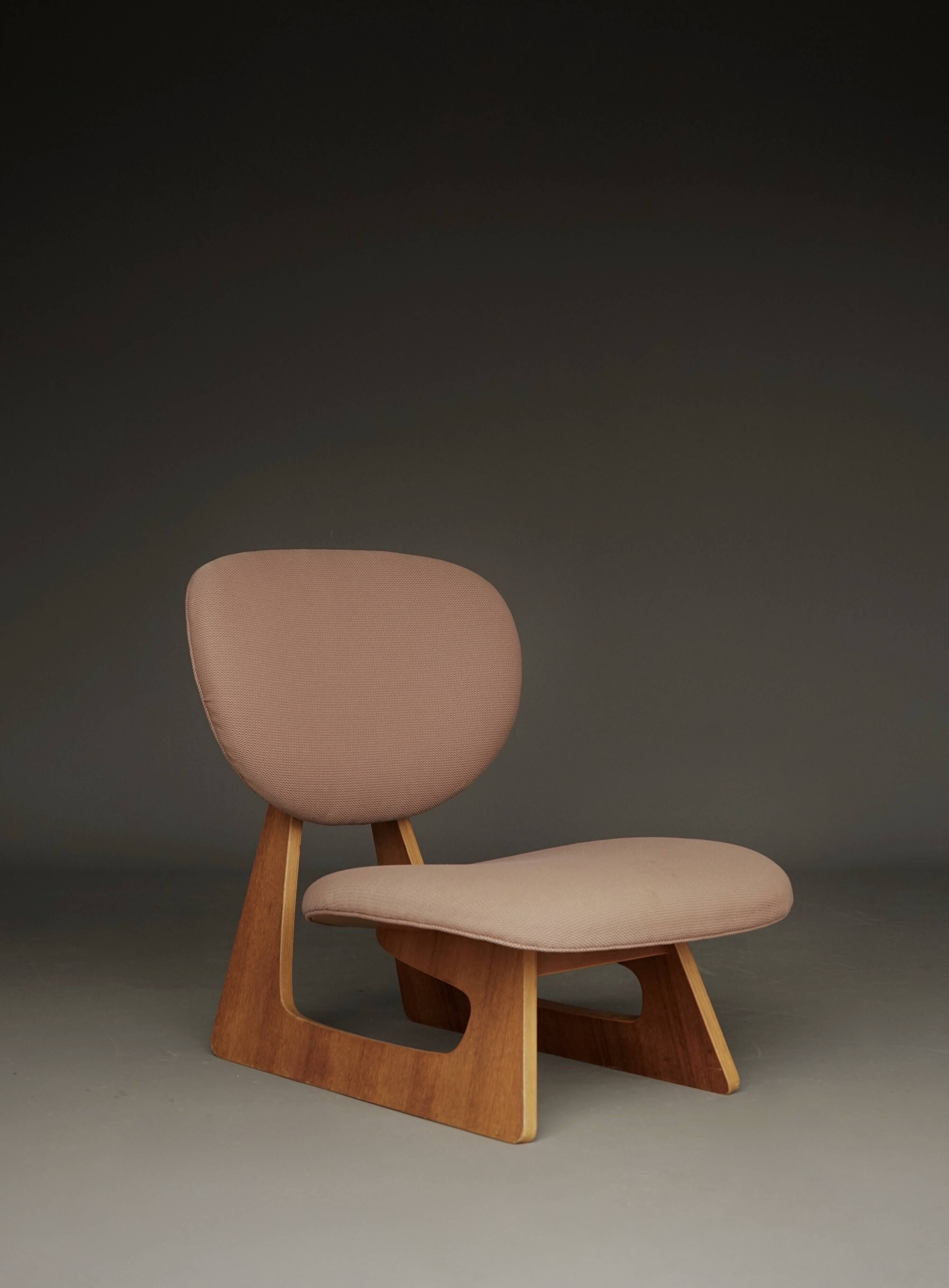 model 5016 Low Chair by Junzo Sakakura and Daisaku Cho, 1970s