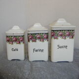 Spice pots