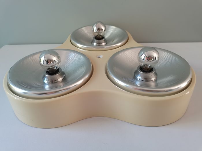 Italian plafonier Harveiluce iGuzzini mod. 5032