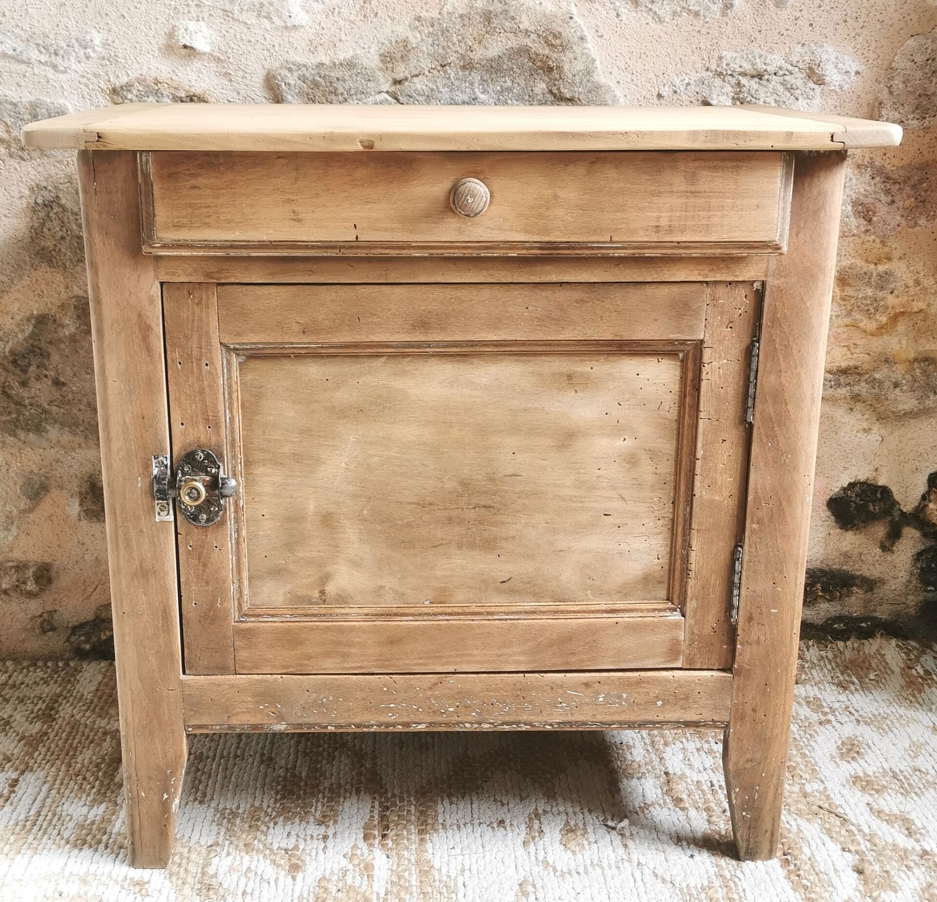 Confiturier, restored mini Parisian buffet