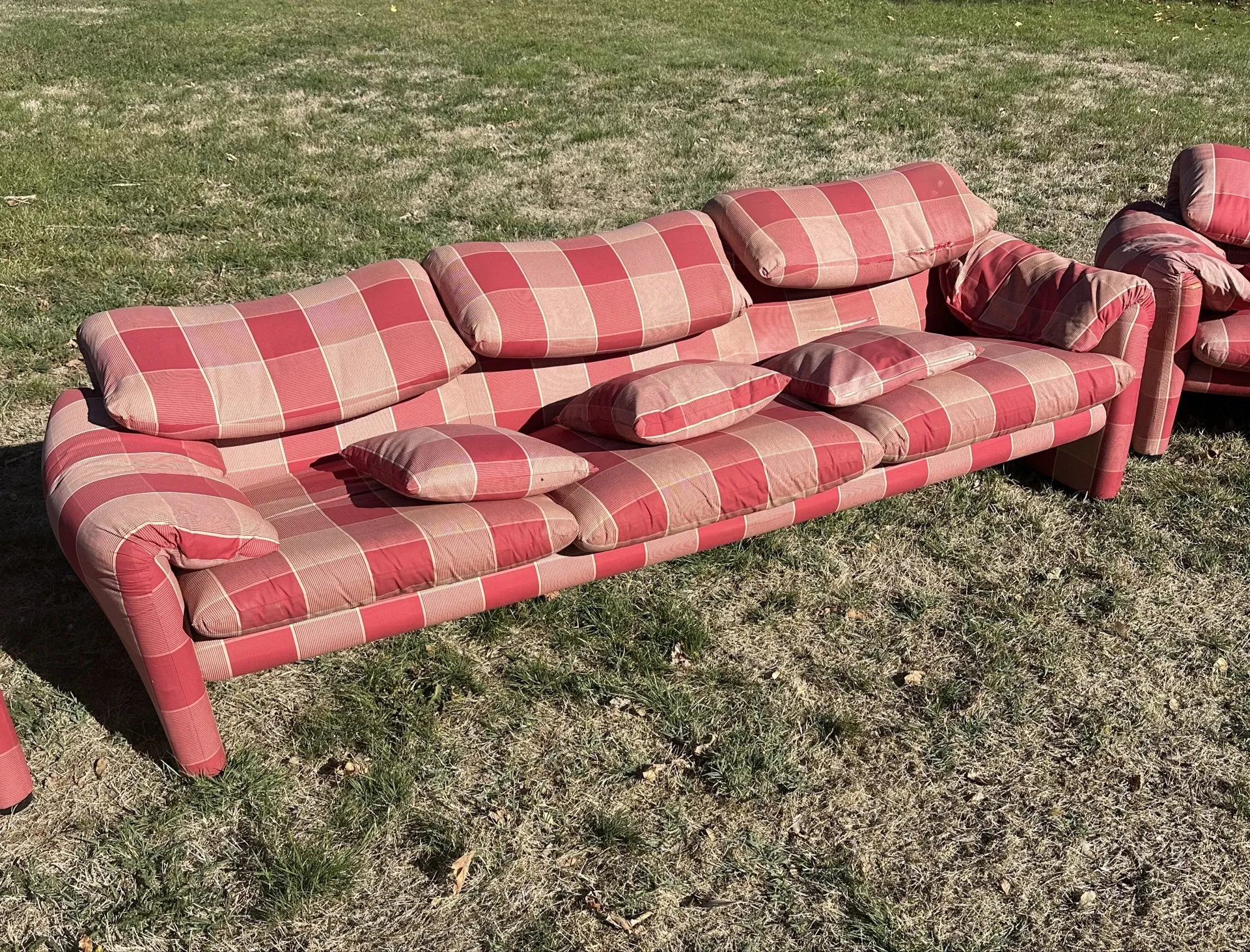3-seater sofa and 2 armchairs Cassina Maralunga by Vico Magistretti