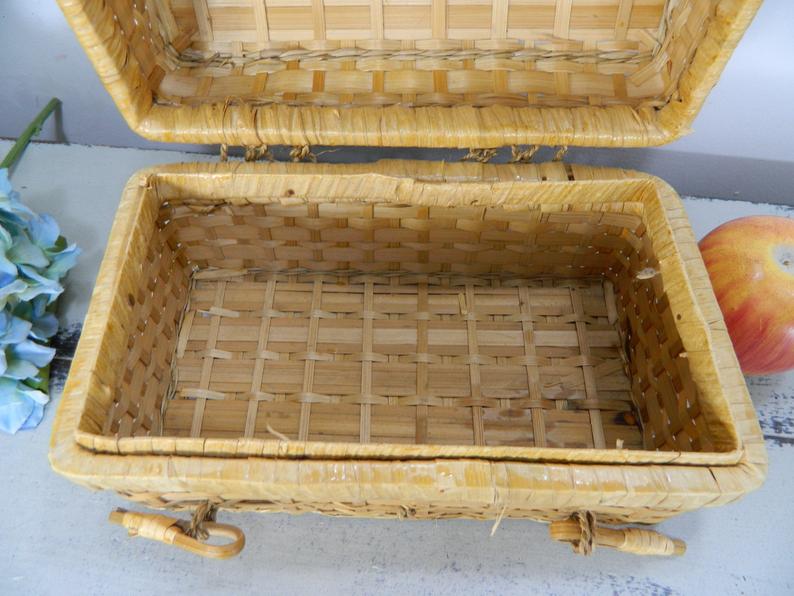 Wicker basket with a handle, vintage