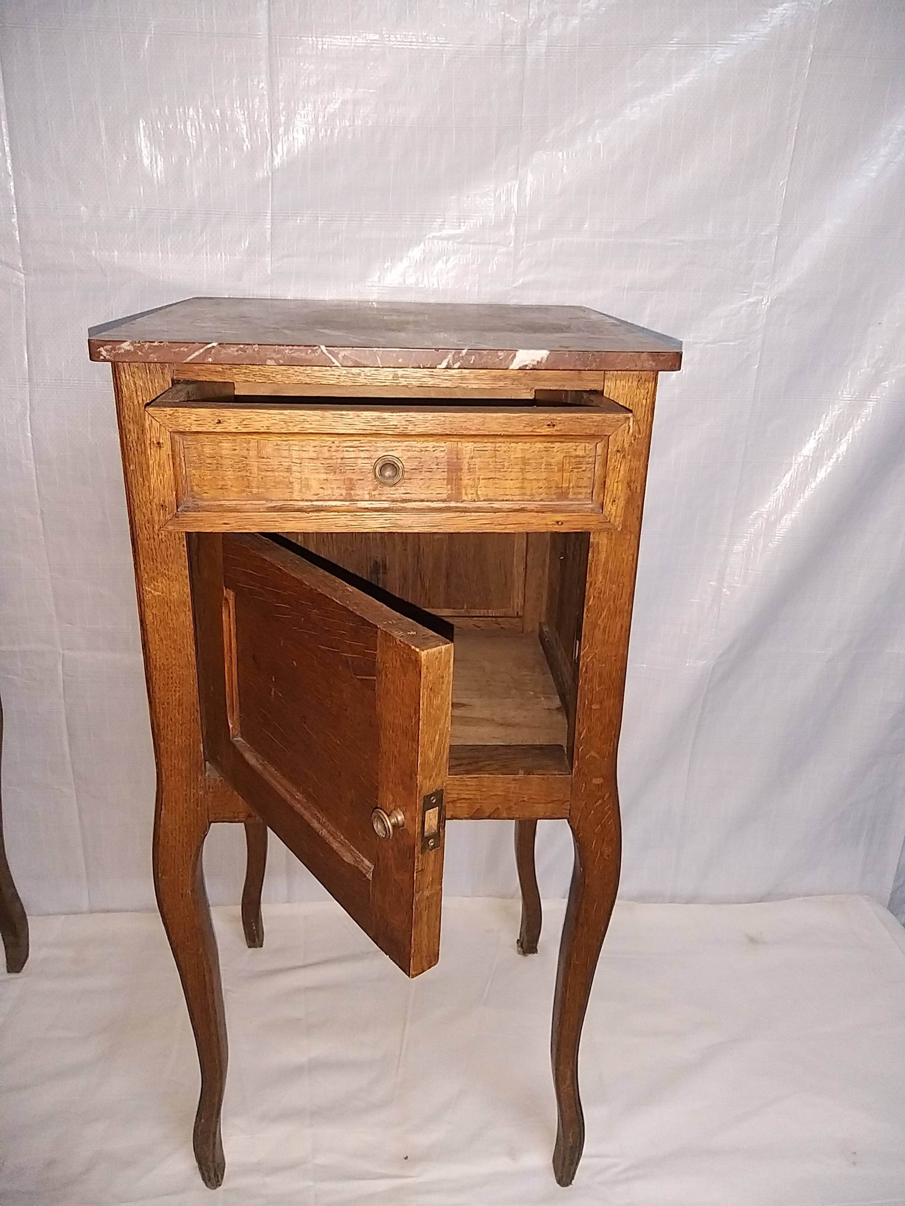 Bedside tables in oak with marble