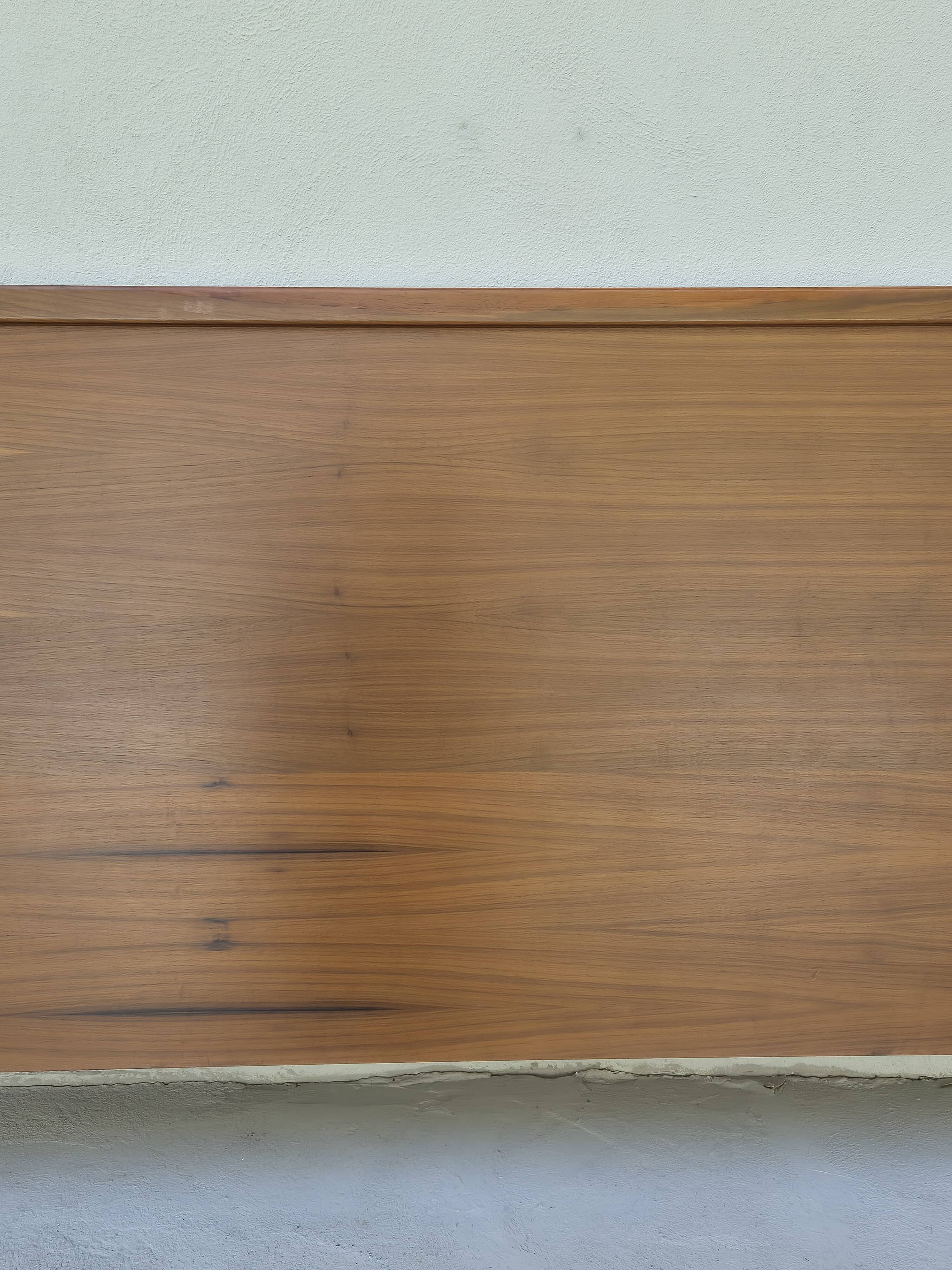 Lit de noyer Stilwood des années 1960