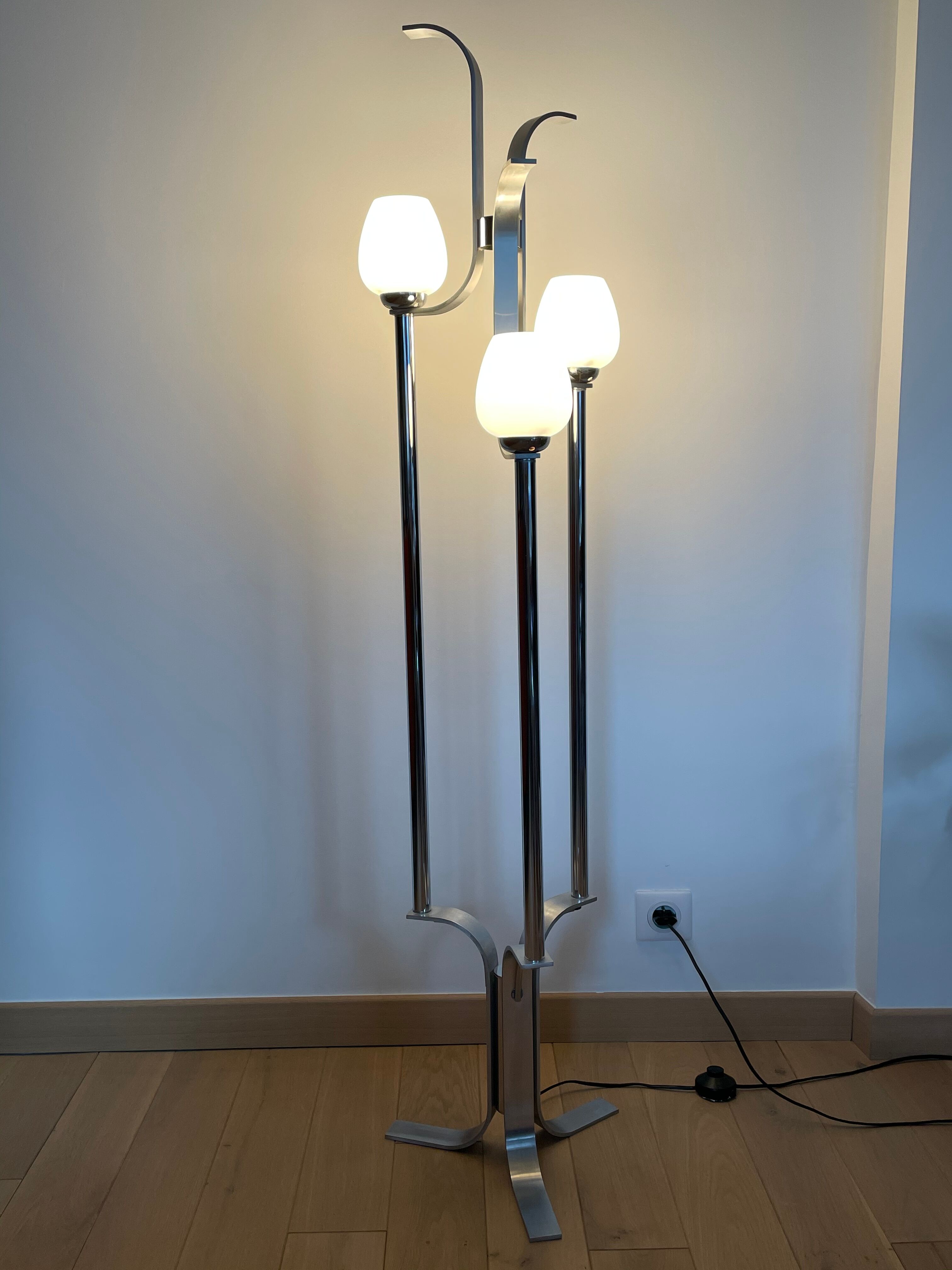 Space age lamp in brushed steel and opalin glass, 1970