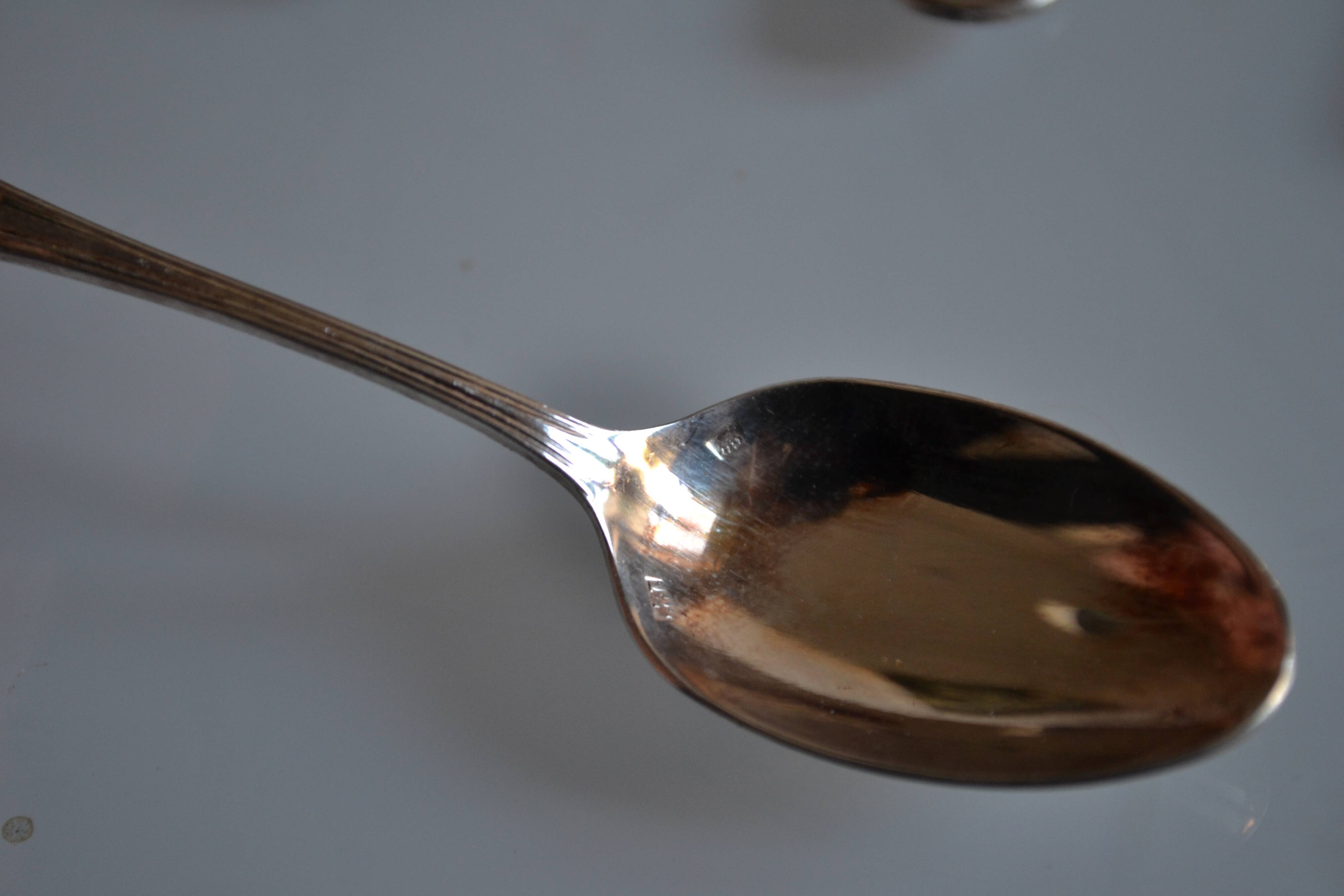 12 Silver-plated metal mocha spoons