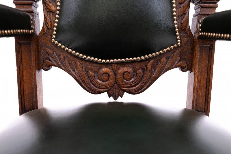 Antique armchair from the late 19th century, France. After renovation.