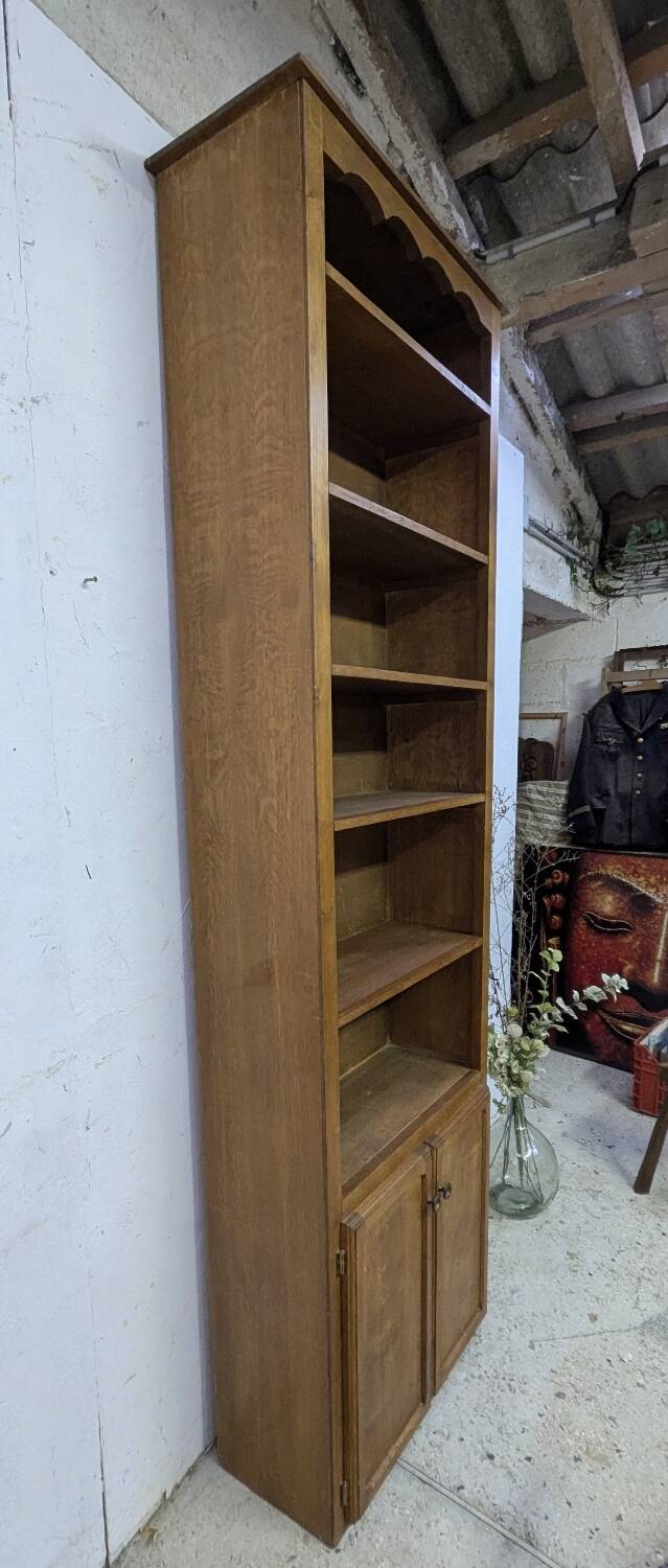 Oak bookcase, mid-20th century
