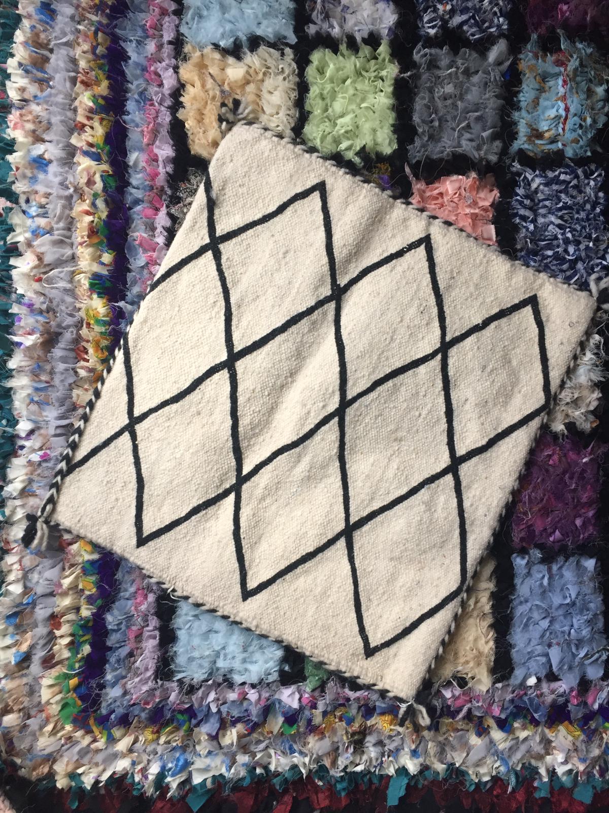 Beni Ouarain-style Berber wool cushion cover