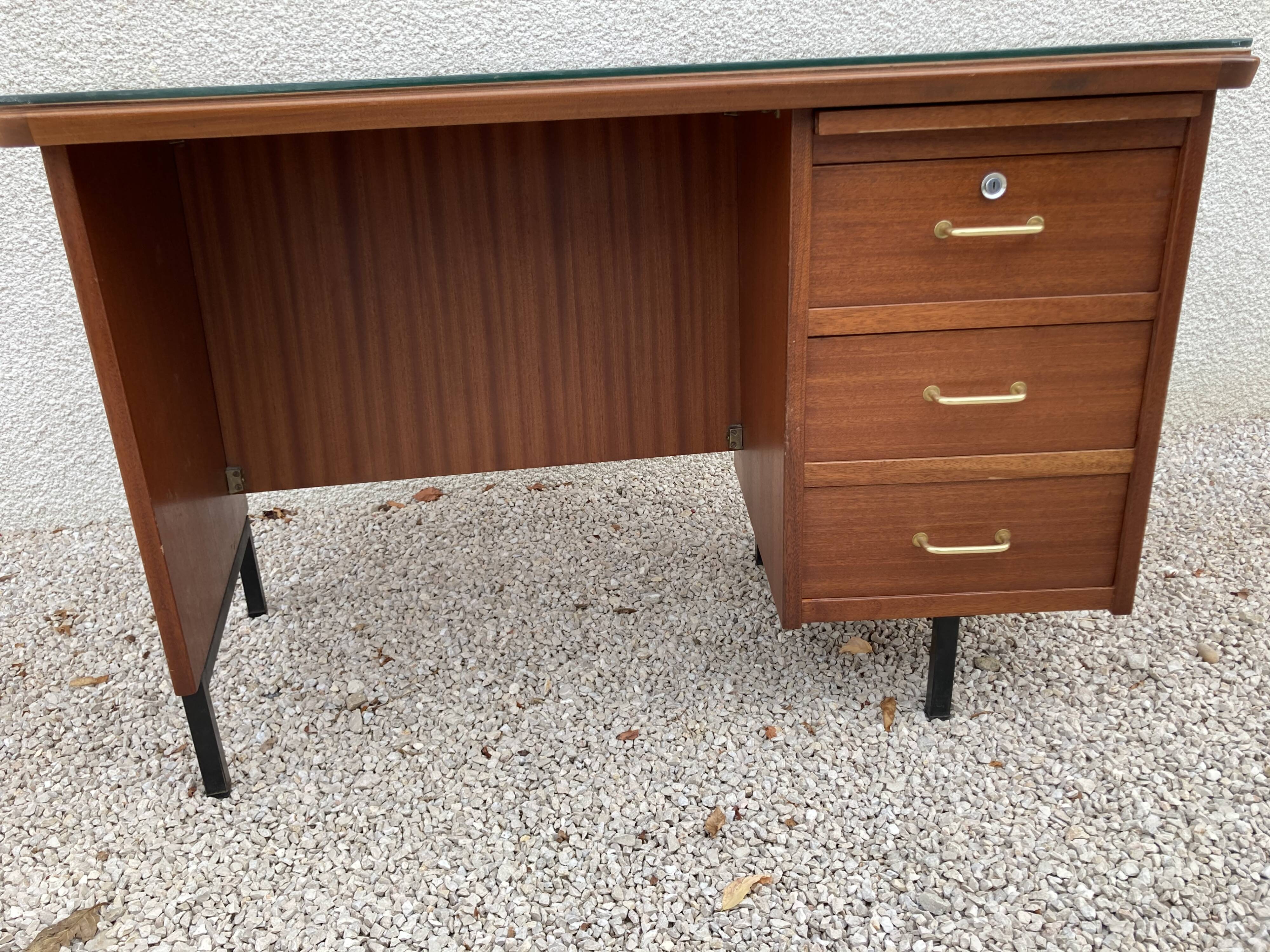 70s desk and chair