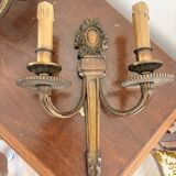 Antique Pair of Gilded Bronze Wall Lights Empire Louis XVI Acanthus Leaf 19th Century