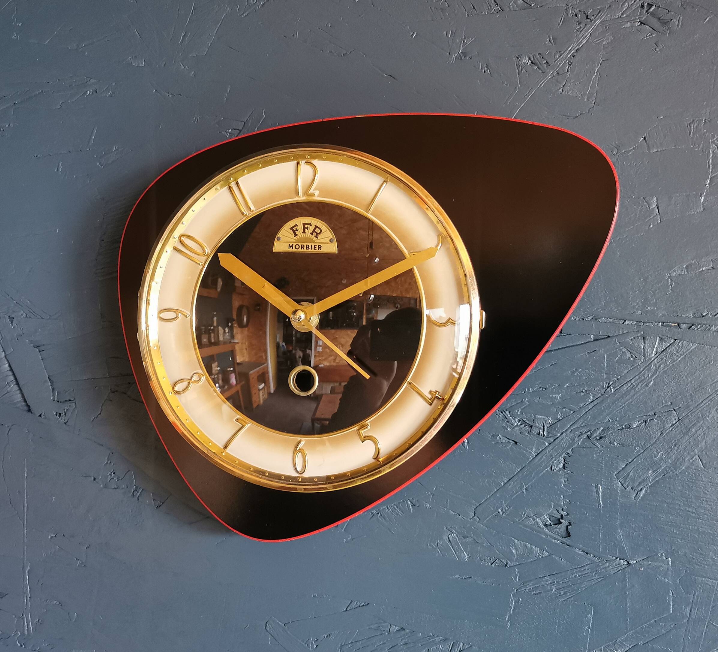 Vintage formica clock silent asymmetrical wall pendulum "FFR Morbier black red"