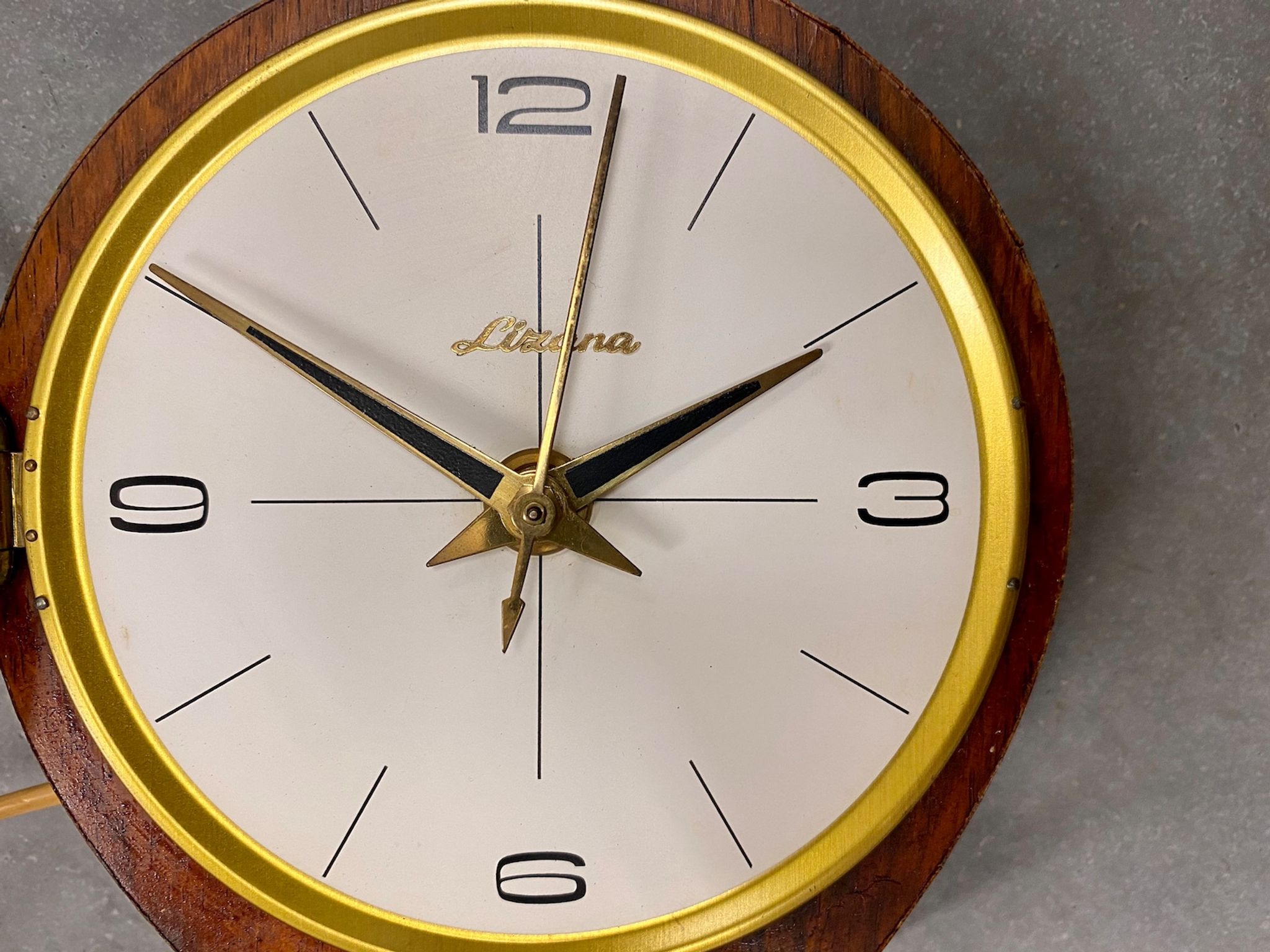 Horloge de table électrique vintage