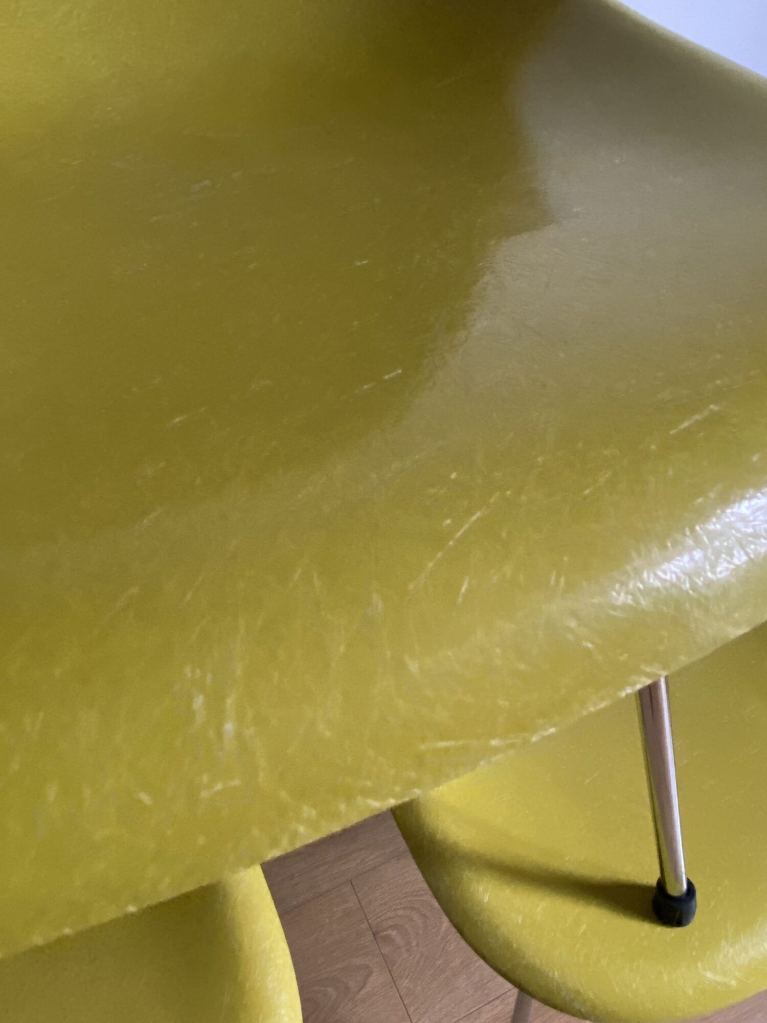 Dsx olive green chair by Charles & Ray Eames for Herman Miller edition mobilier international 1971