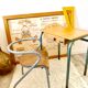 Chaise d'écolier et son bureau par Jacques Hitier
