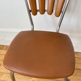 Flower petal chair in brown Skaï