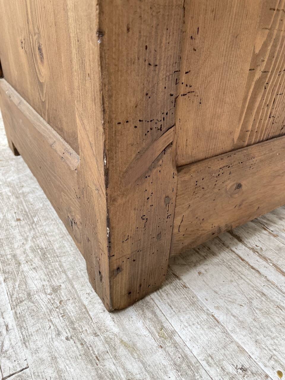 Oak and pine counter 1950