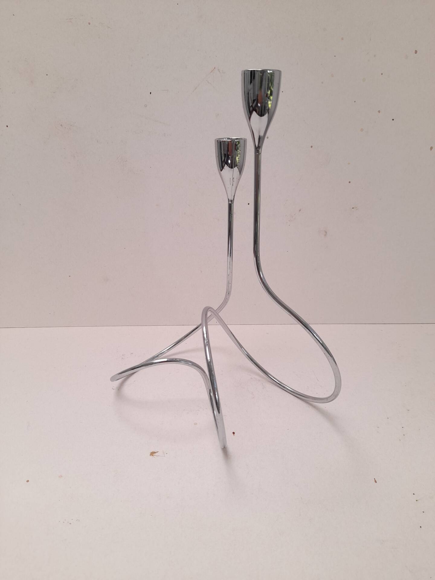 Curved chrome candlestick Black+Blum