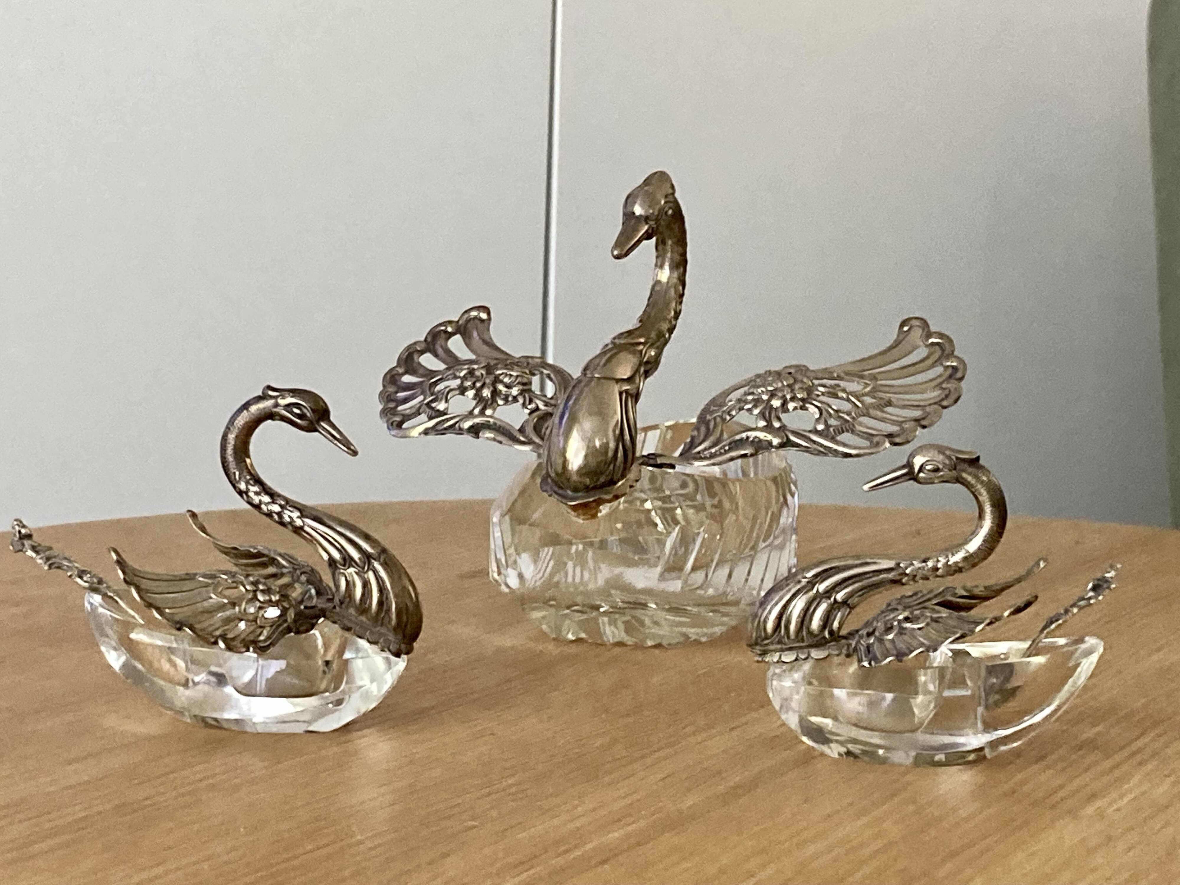 Crystal/silver metal set -pepper-salt-gravy boat – swan