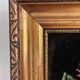 Peinture à l'huile vintage sur velours, nature morte avec des fleurs rouges