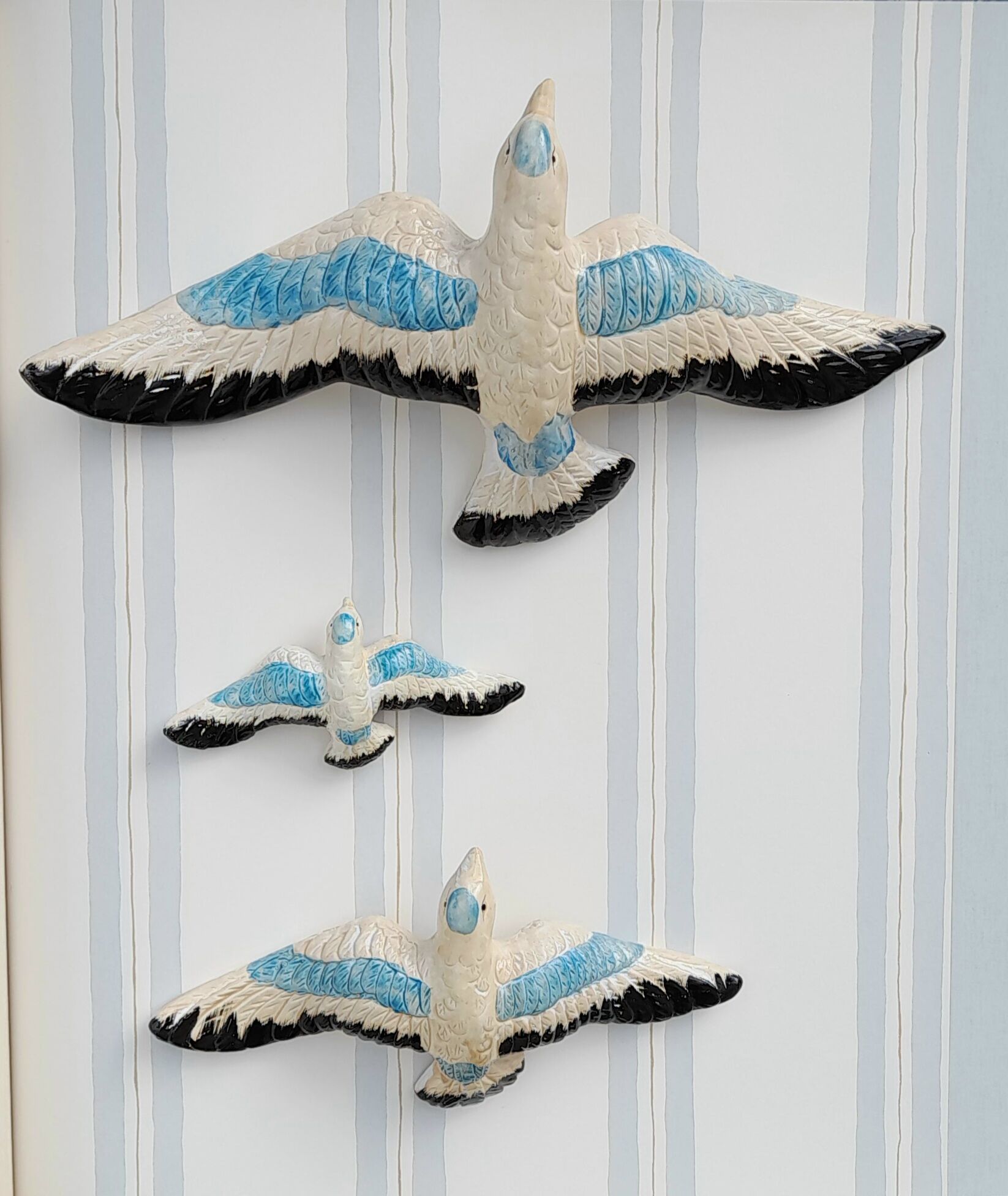 3 vintage ceramic birds