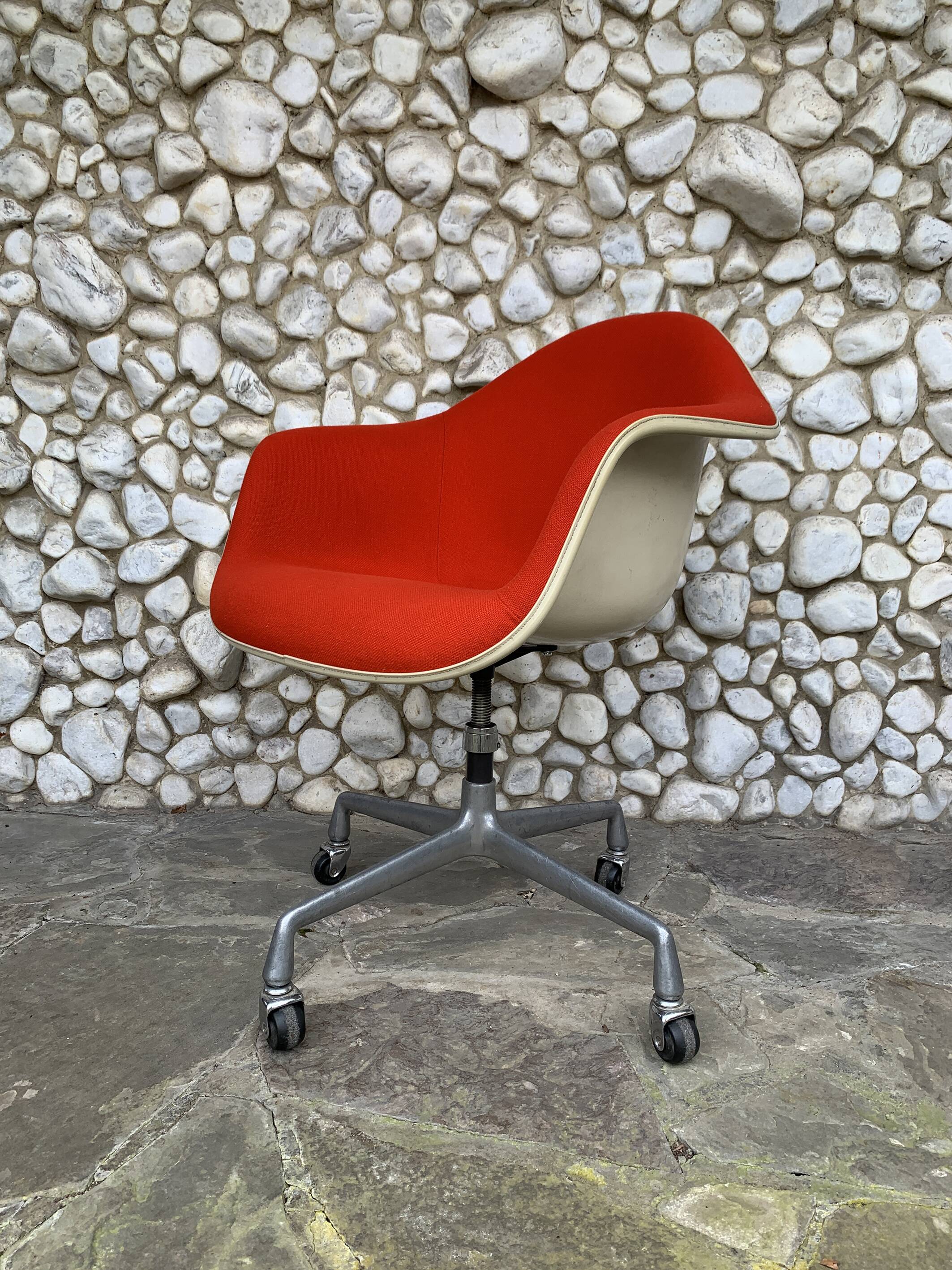 Eames PACC armchair on casters Herman Miller by Vitra 1970