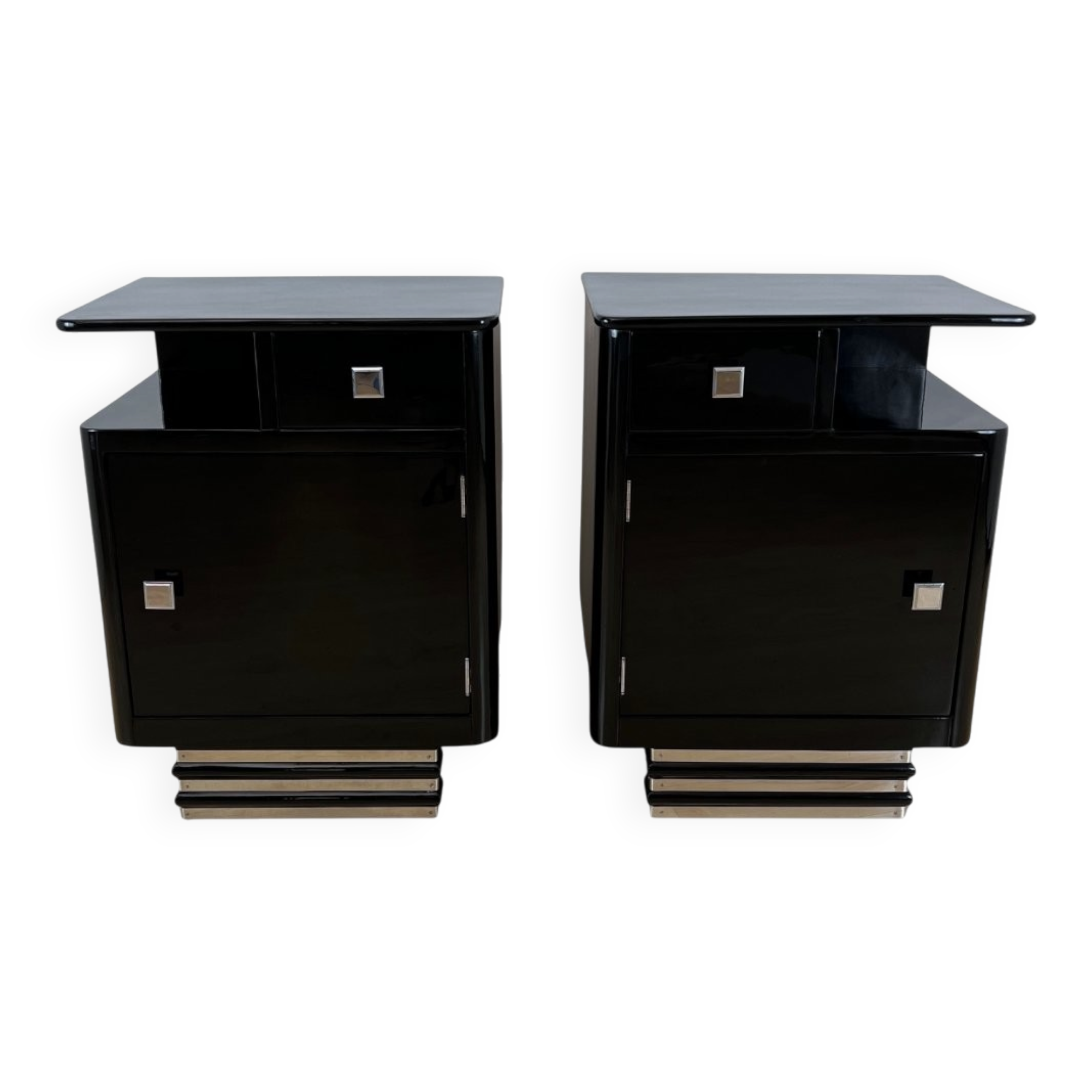 Art Deco Bedside Cabinets in Black Lacquer & Chrome, France, 1930, Set of 2